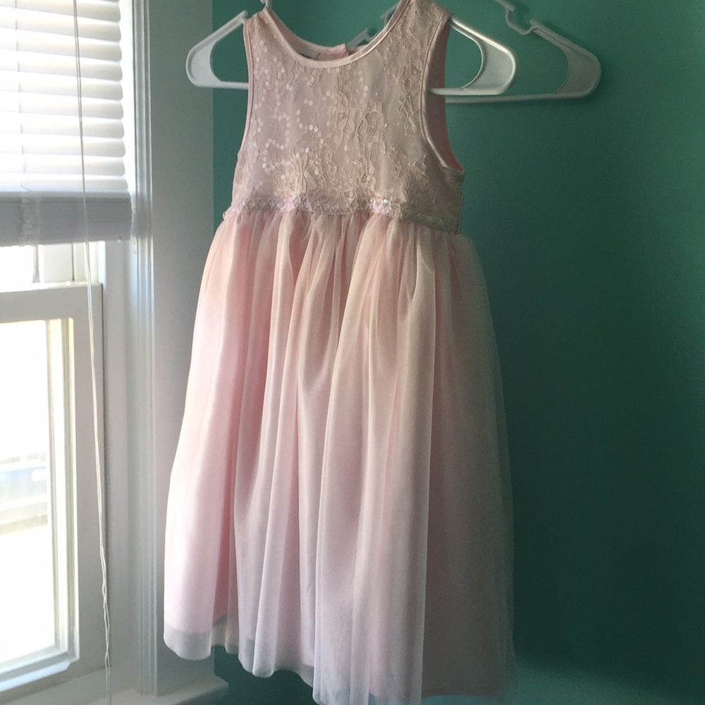 Girls dress